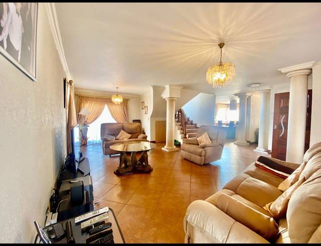 3 BEDROOM HOUSE FOR SALE IN BASSONIA ESTATE